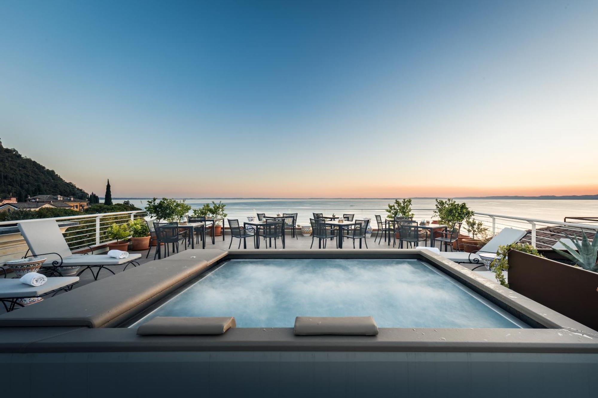 Hotel Giardinetto Garda  Eksteriør billede