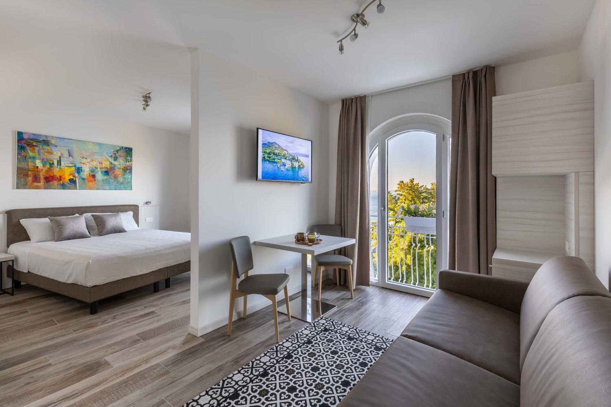 Hotel Giardinetto Garda  Eksteriør billede